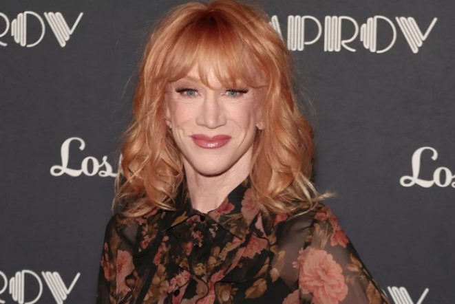 Кэти Гриффин сделала редкие комментарии о своем покойном брате, которого она назвала «педофилом»: «От этого не забудешь»